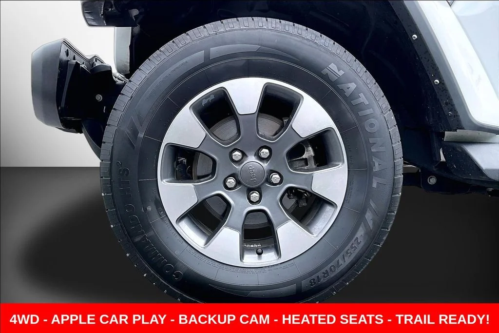 Used 2022 White Jeep Unlimited Sahara image 32