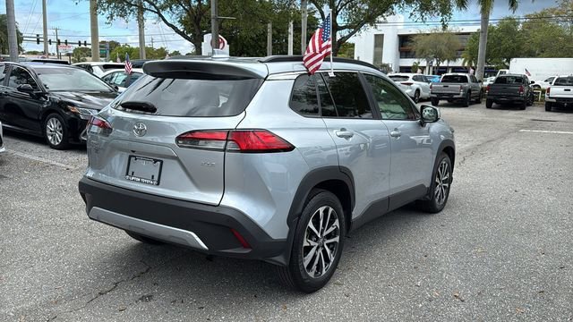 2024 Toyota Corolla Cross XLE - Photo 10