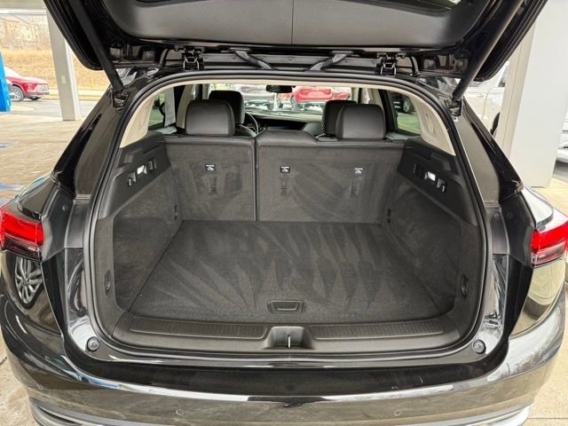 2023 Buick Envision Essence - Photo 27