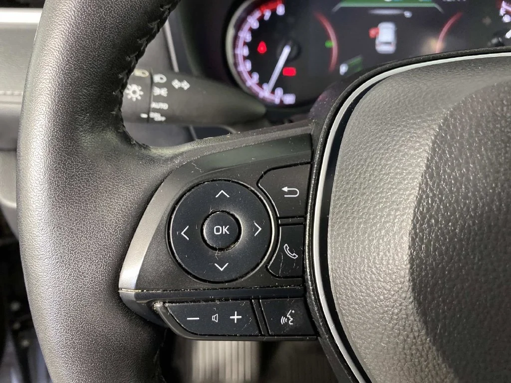 Used 2025 Magnetic Gray Metallic Toyota XLE image 15