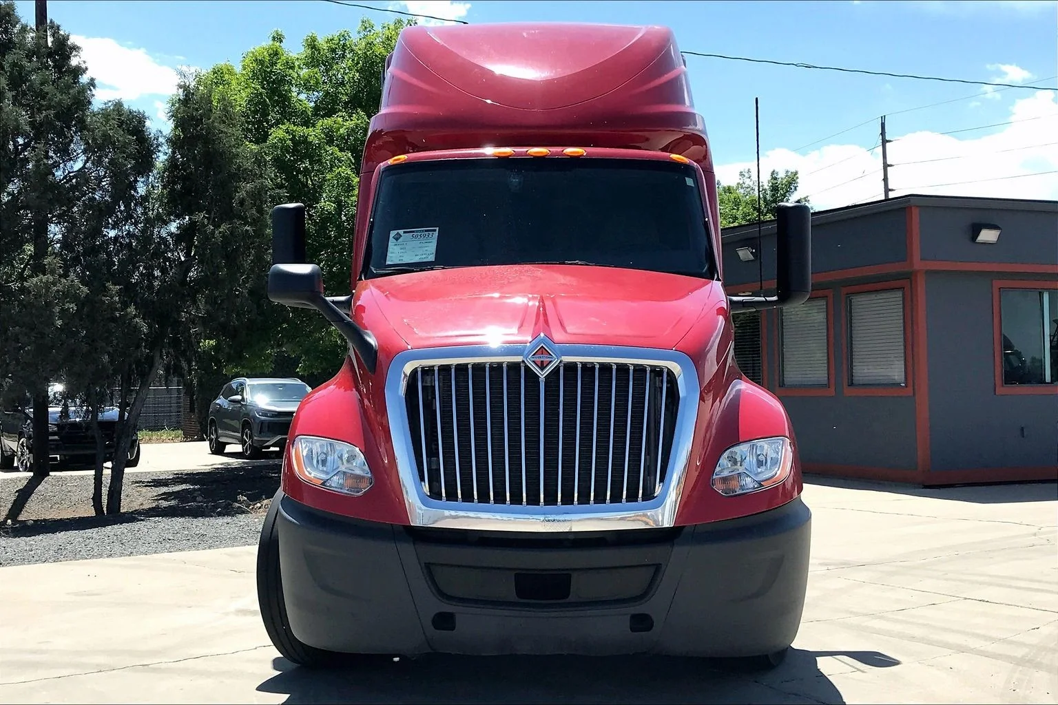 Used 2023 Red International  image 4