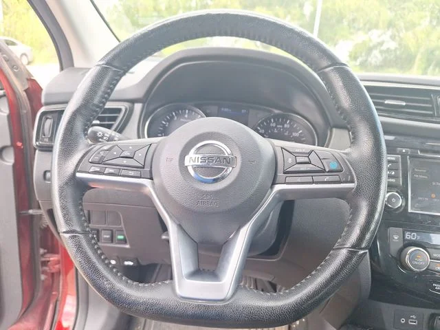 Certified Used 2022 Red Nissan SV image 9