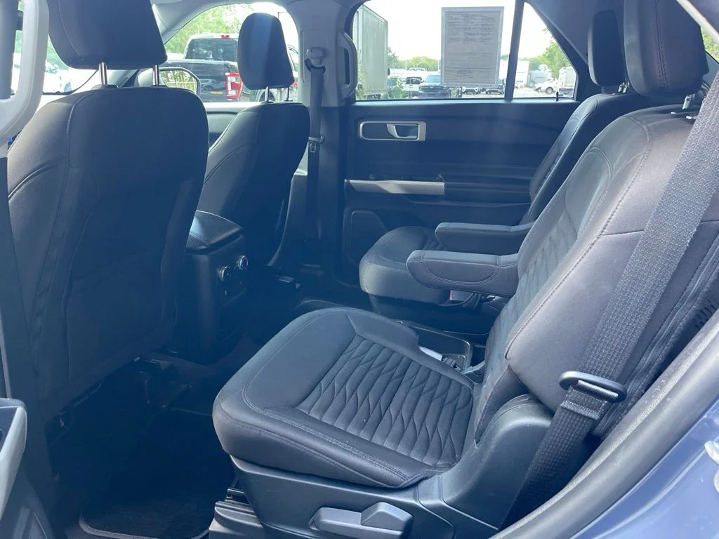 Used 2021 Blue Ford XLT image 15