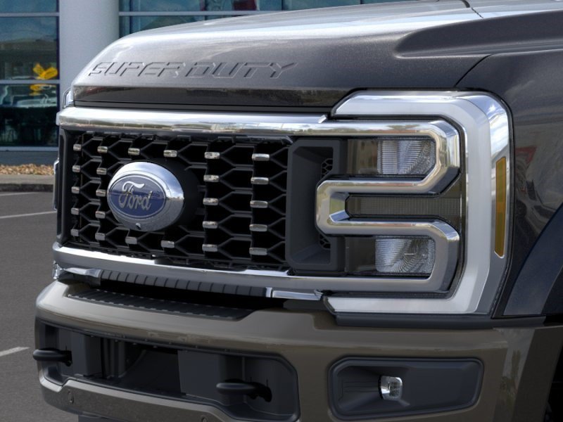 New 2026 Agate Black Metallic Ford King Ranch image 17