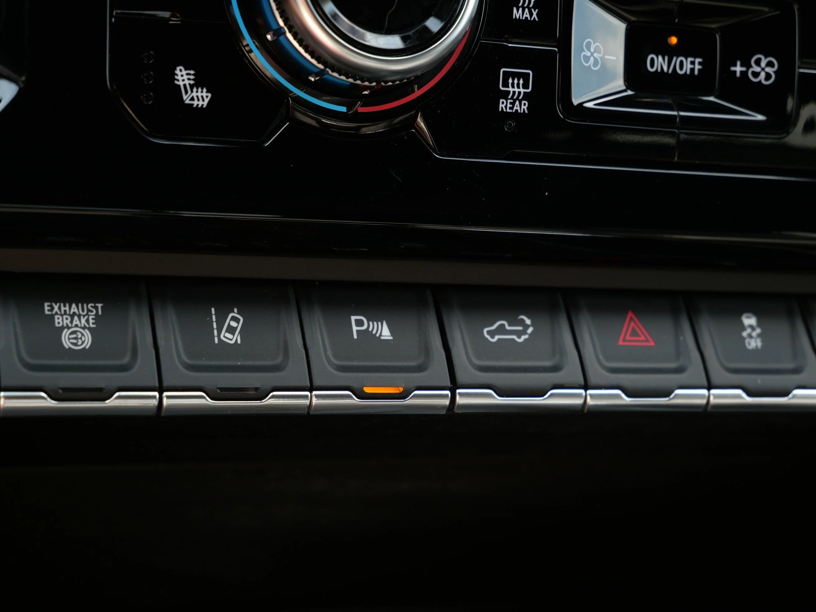Certified Used 2024 Onyx Black GMC Denali image 32