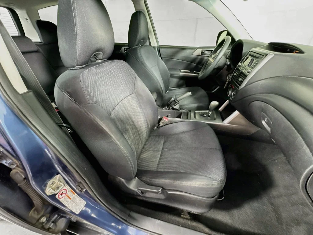 Used 2011 Blue Subaru 2.5X image 30