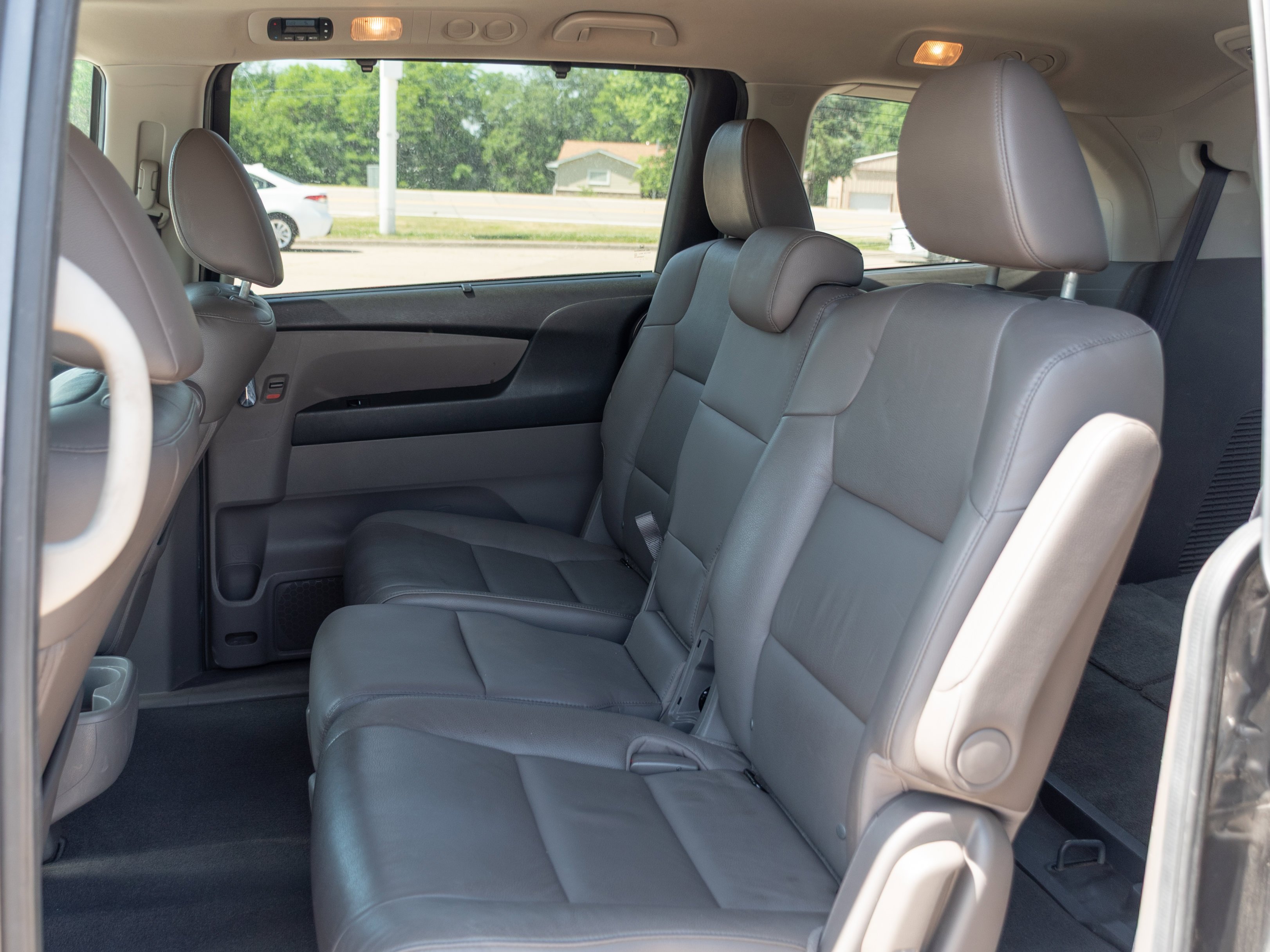 2014 Honda Odyssey EX-L - Photo 17