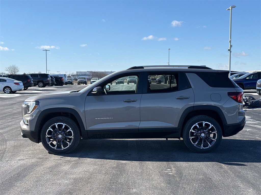 2026 GMC TERRAIN - Image 4