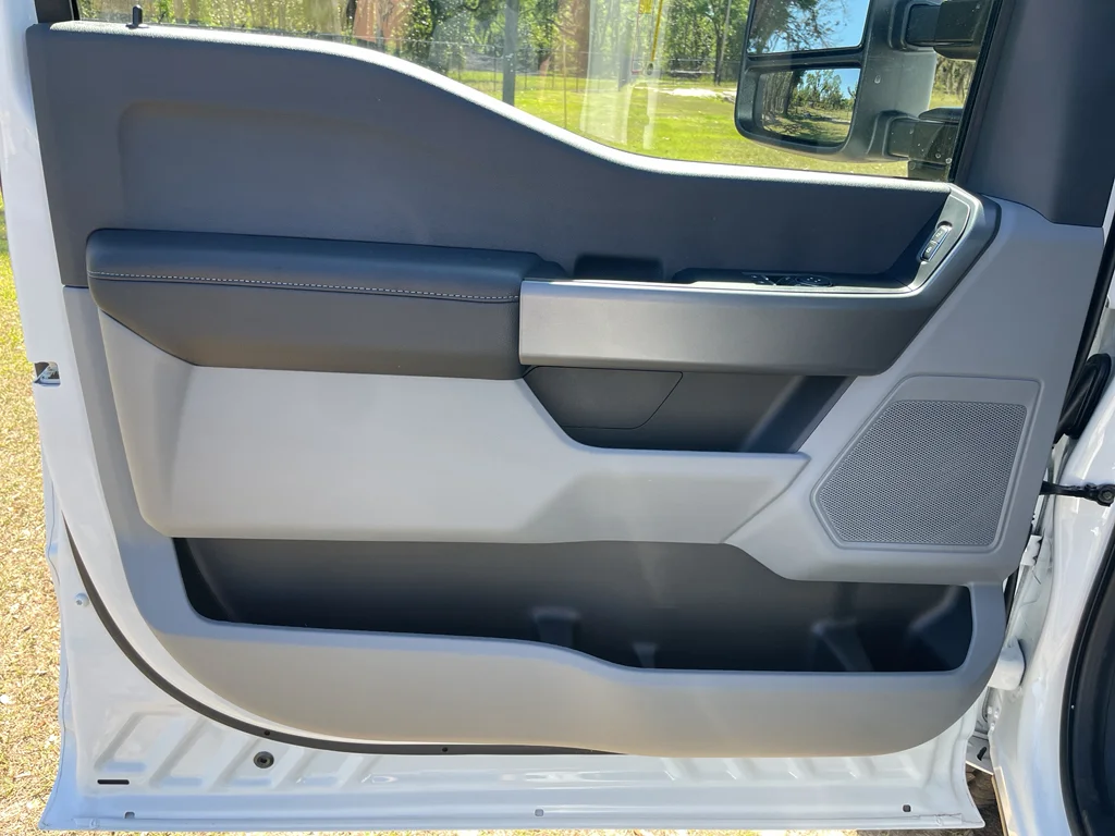 2026 Ford F-350 Super Duty XL - Photo 13