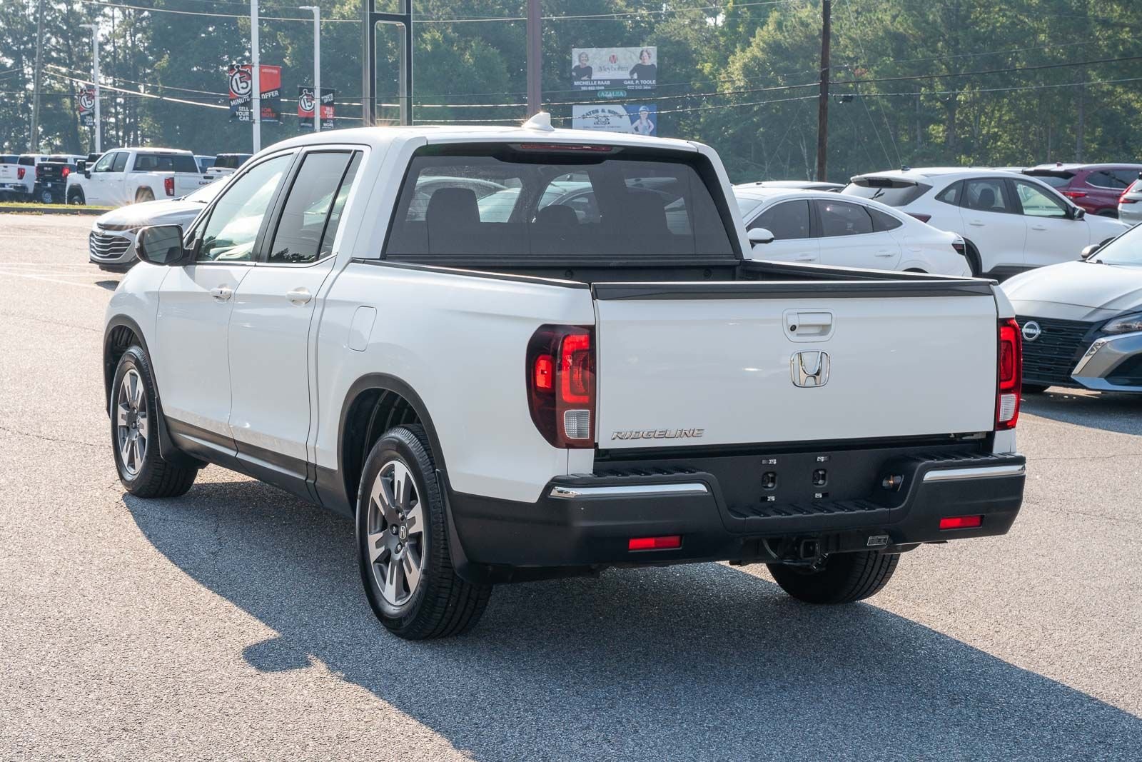 Used 2017 White Honda RTL-T image 5
