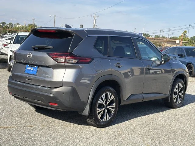 Used 2022 Gray Nissan SV image 13