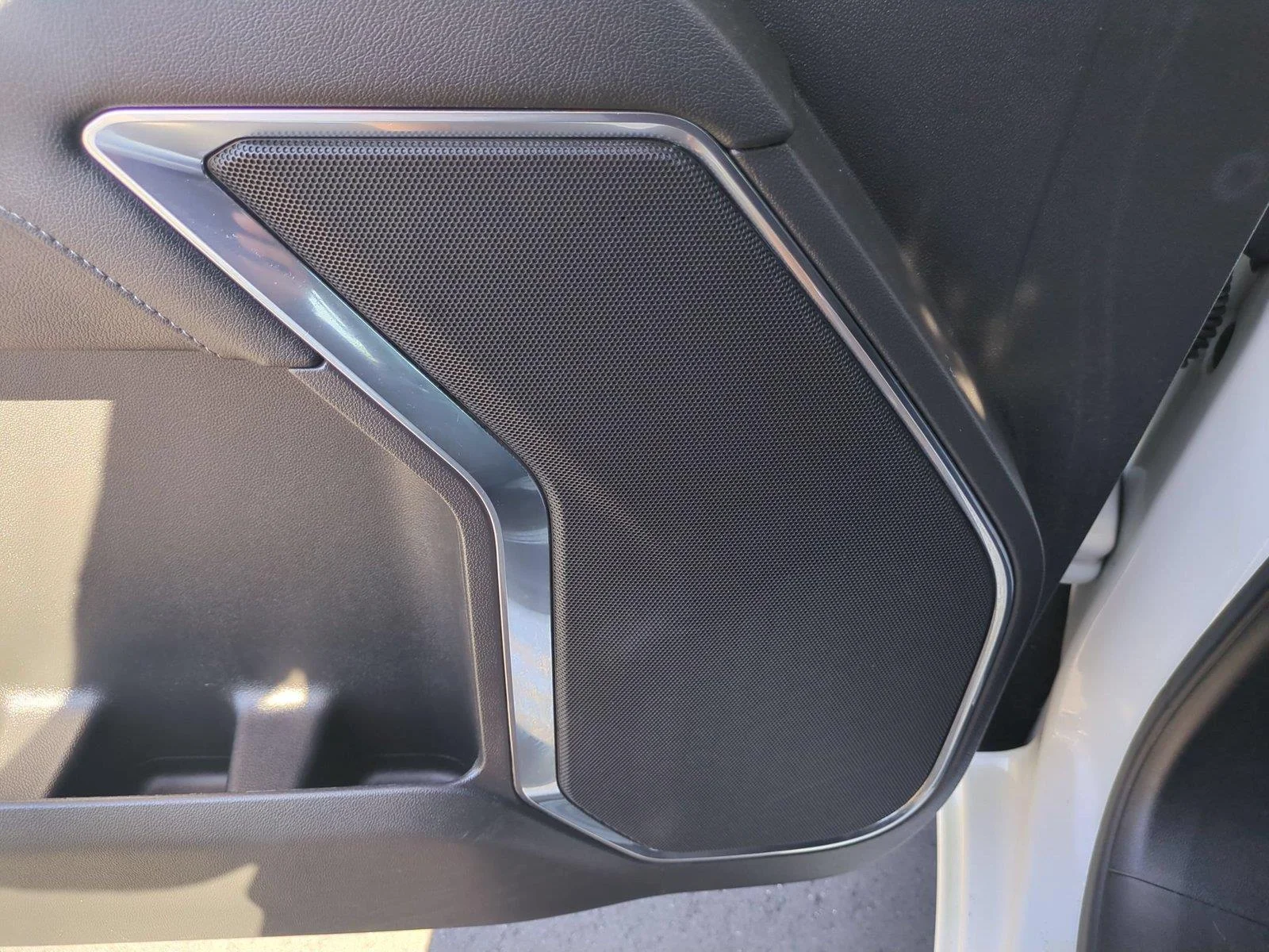Used 2023 Summit White Chevrolet LT image 16