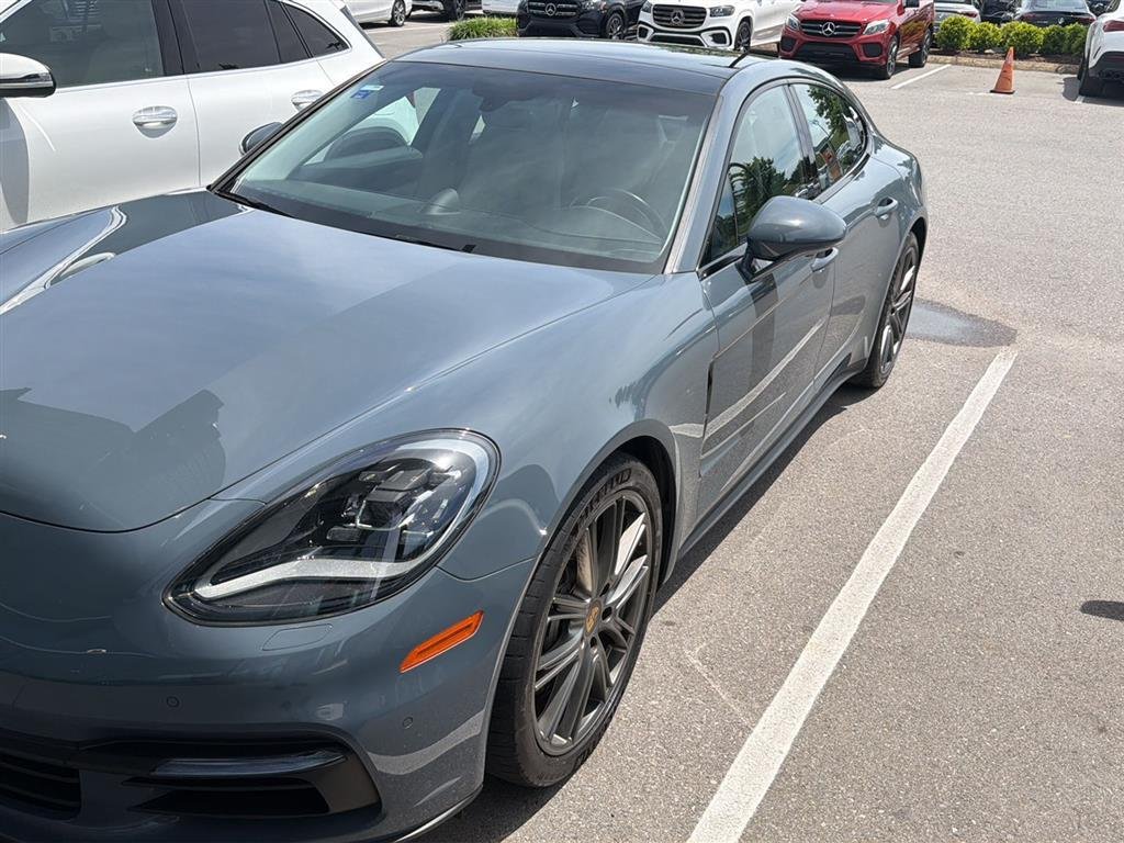 2018 Porsche Panamera 4S's photo