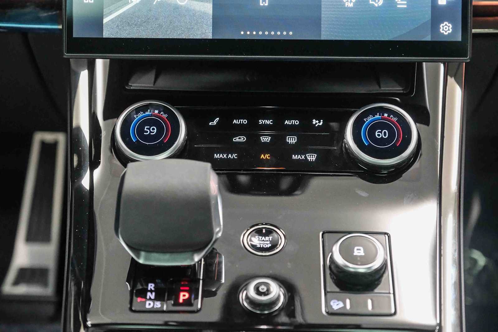 Certified Used 2023 Fuji White Land Rover SE Dynamic image 14