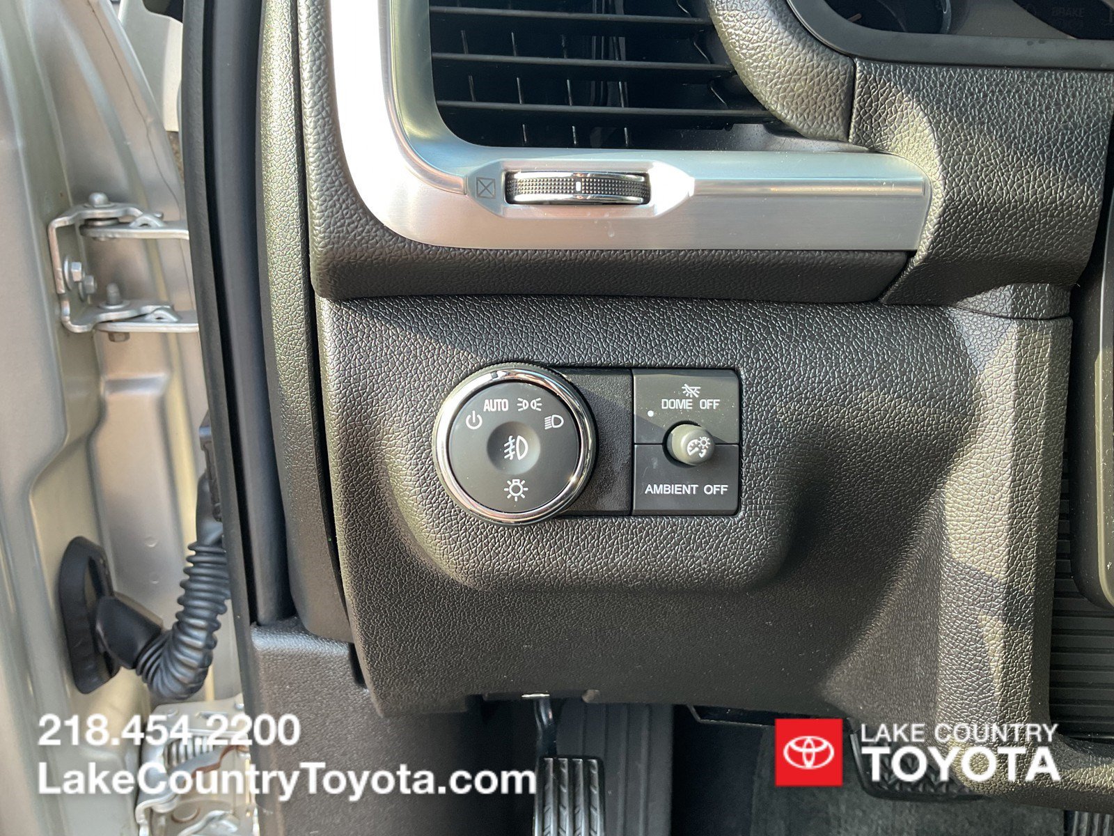 Used 2014 Silver GMC SLT-1 image 25