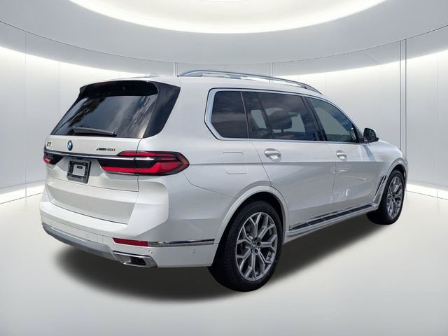 Used 2025 White BMW xDrive40i image 6