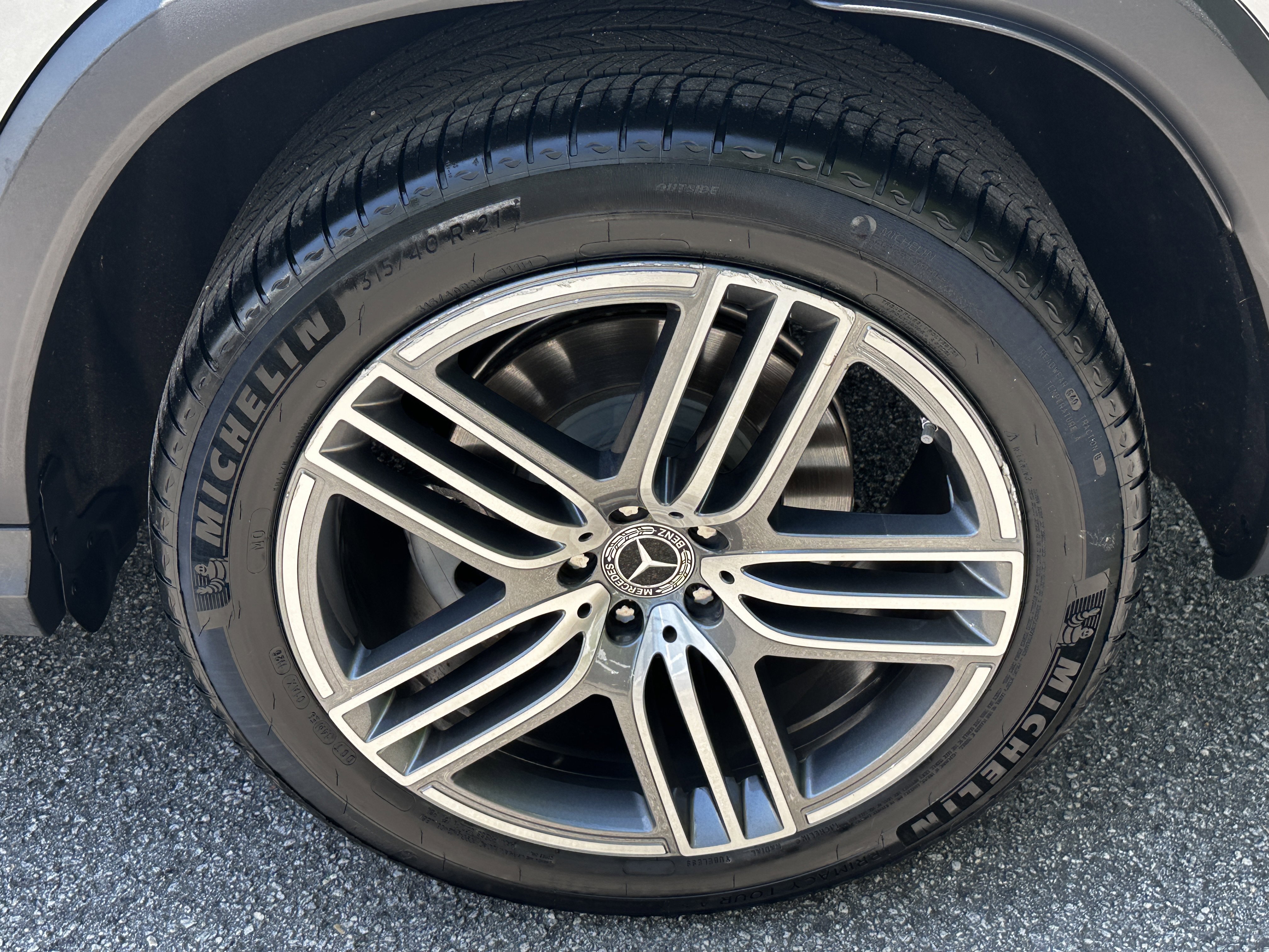 Certified Used 2025 Silver Mercedes-Benz GLS 450 image 24