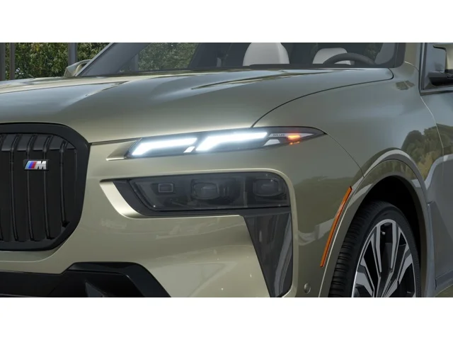 New 2027 Manhattan Green Metallic BMW  image 6