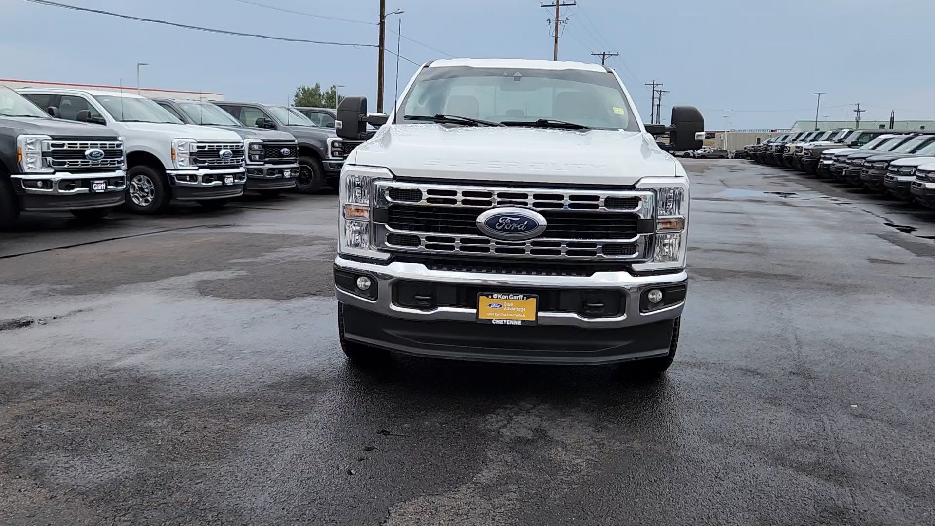 Used 2023 Oxford White Ford XLT image 4