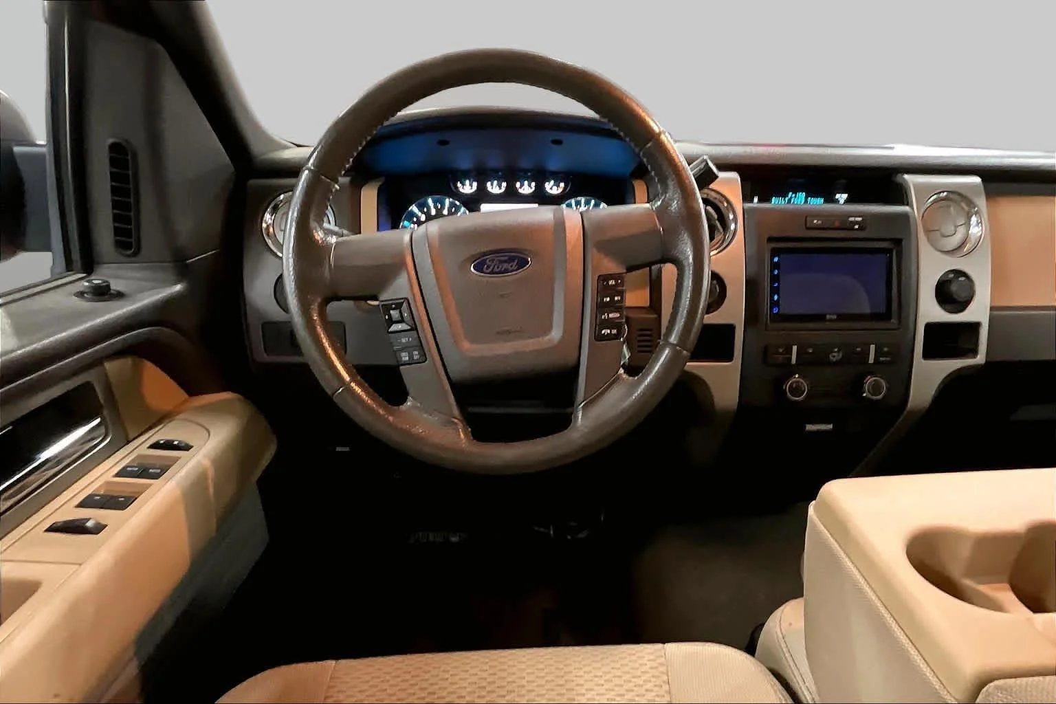 Used 2011 Red Candy Metallic Tinted Clearcoat Ford XLT image 5