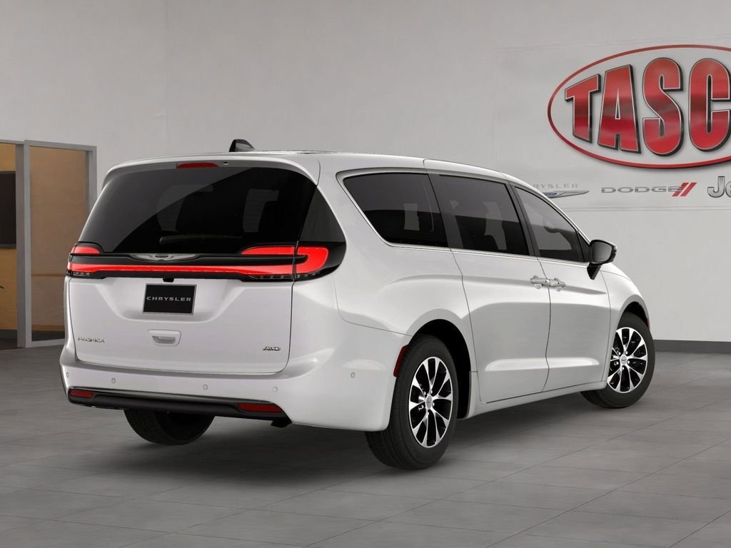 2026 Chrysler Pacifica Select - Photo 5