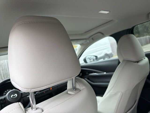 2026 Mazda CX-30 Premium - Photo 8
