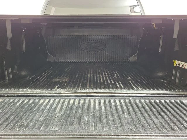 Used 2021 Black Ford XLT image 10