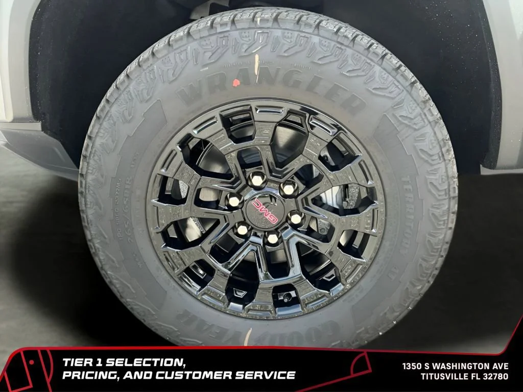 New 2026 Sterling Metallic GMC Elevation image 37