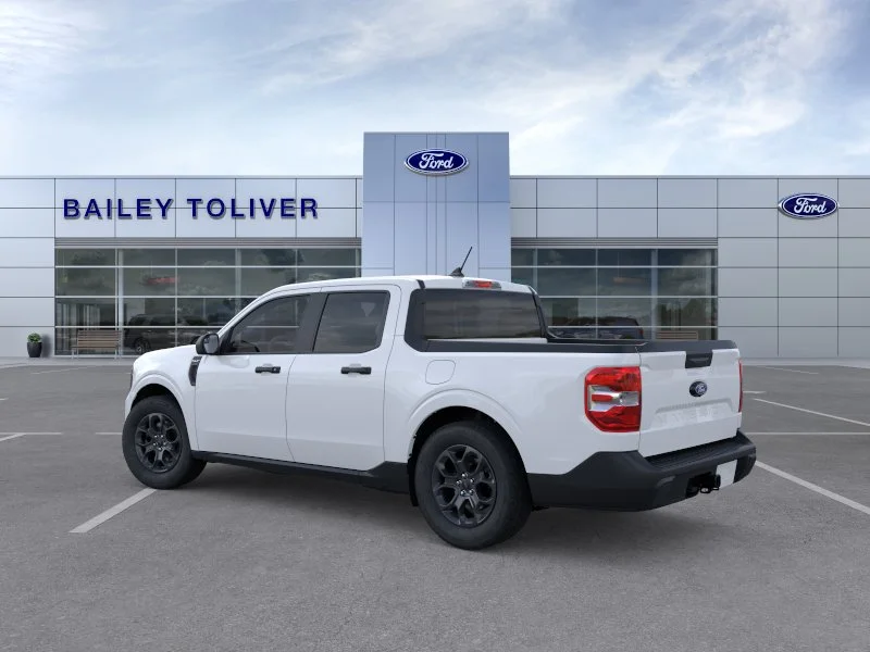 New 2026 Oxford White Ford XLT image 4