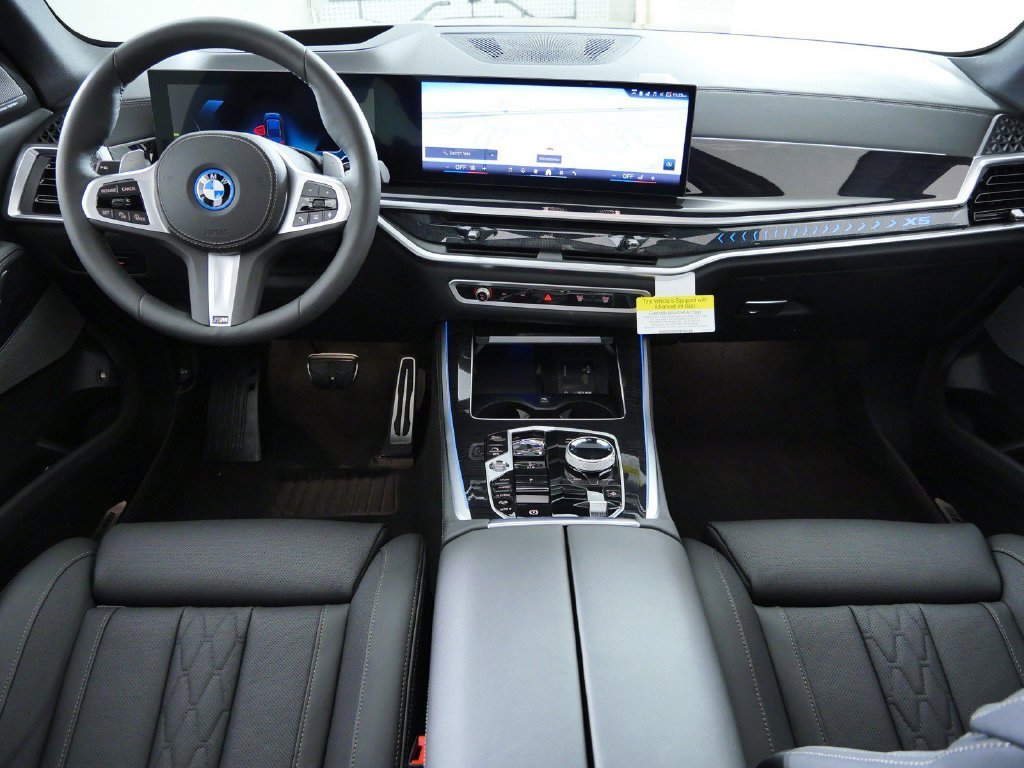 New 2026 Black Sapphire Metallic BMW xDrive50e image 5