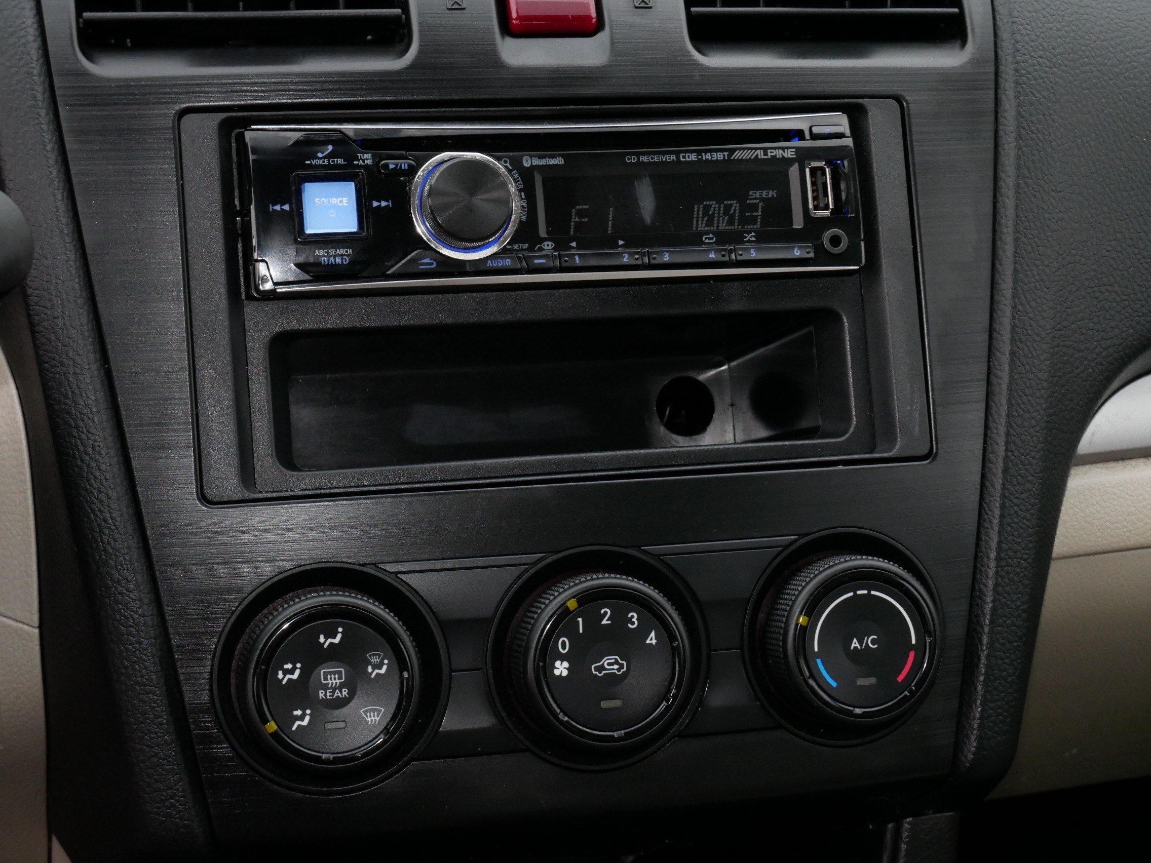 Used 2012 Obsidian Black Pearl Subaru 2.0i image 23