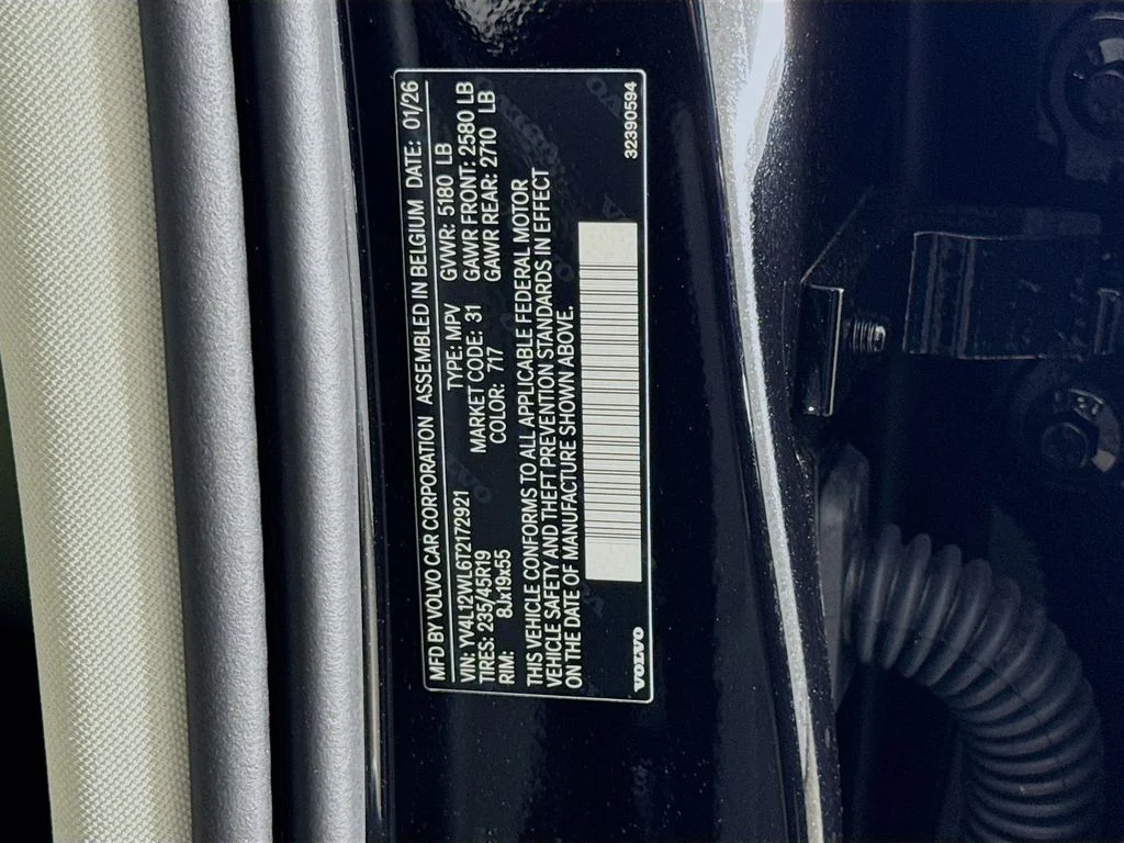 New 2026 Black Volvo B5 Ultra image 34