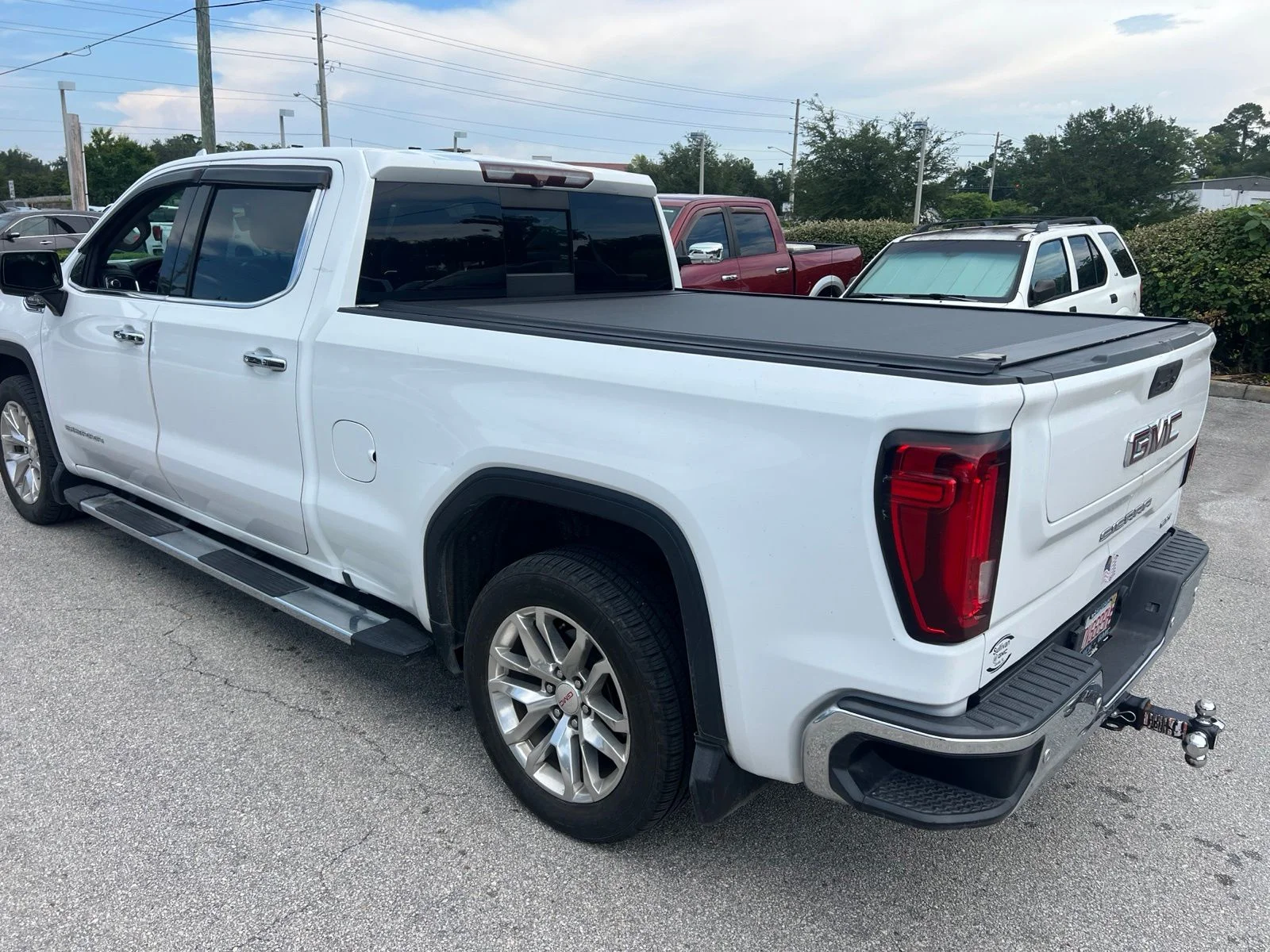 Used 2020 White GMC SLT image 12