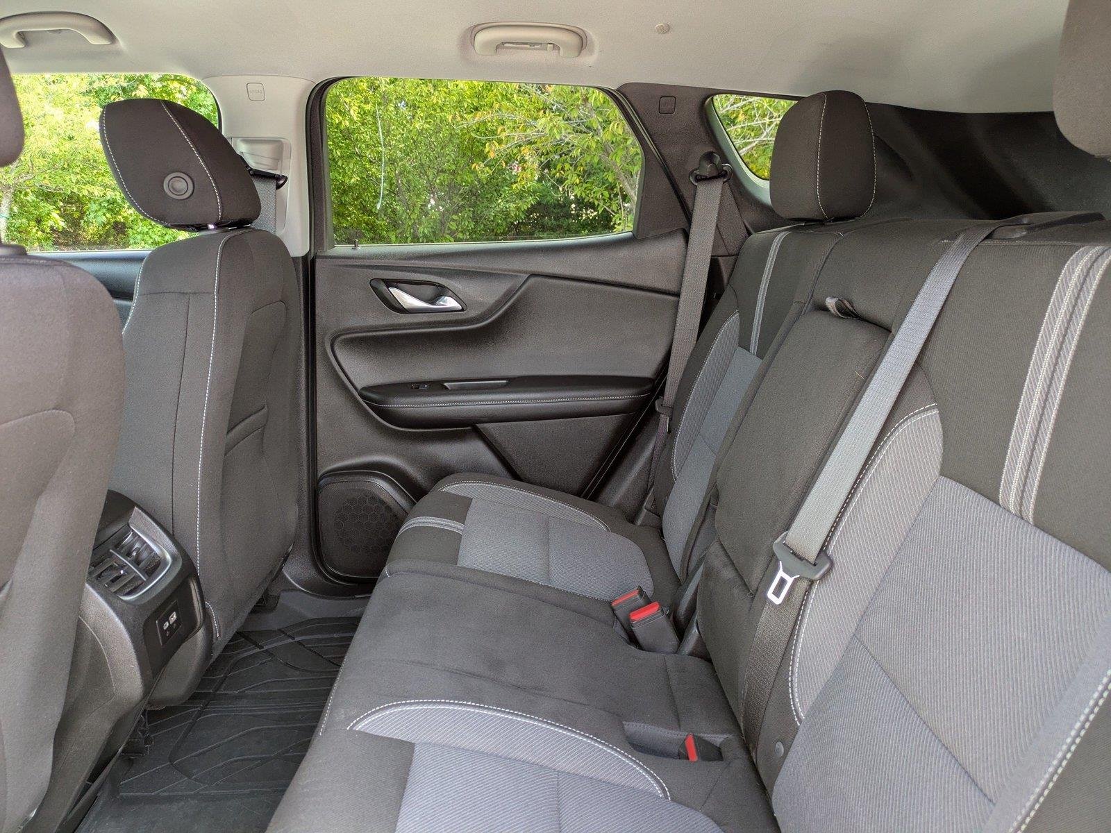 Used 2024 Summit White Chevrolet LT image 14