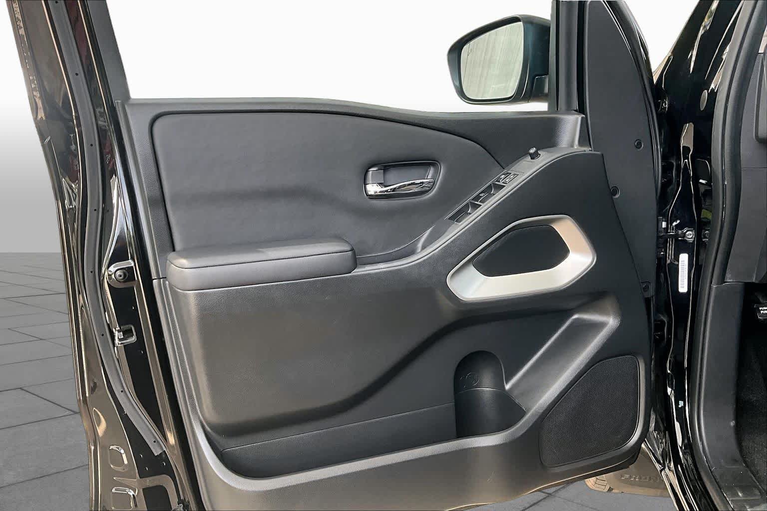 Certified Used 2022 Super Black Nissan SV image 21