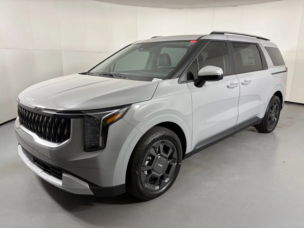 New 2026 Ceramic Silver Kia EX image 4