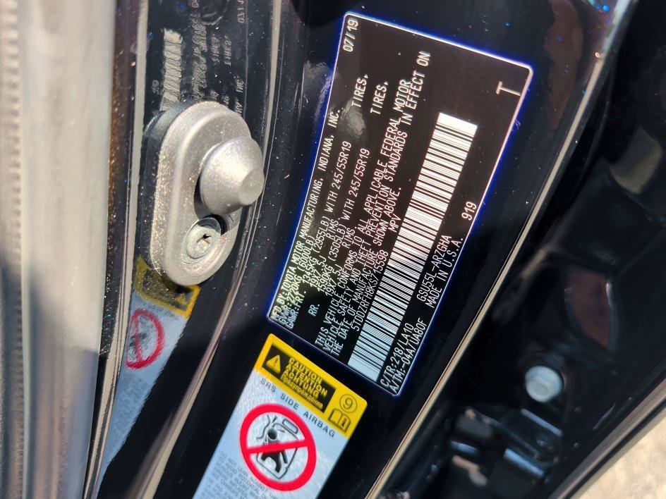 Used 2019 Midnight Black Metallic Toyota Limited image 32