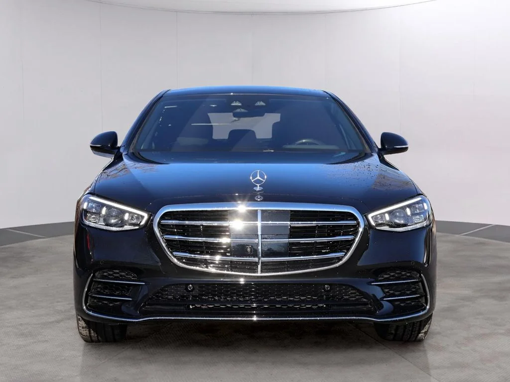 New 2026 Obsidian Black Metallic Mercedes-Benz S 580 image 2
