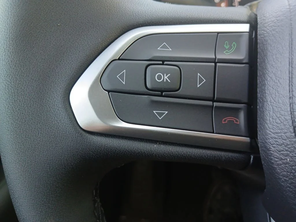 New 2026 Silver Jeep Latitude image 23