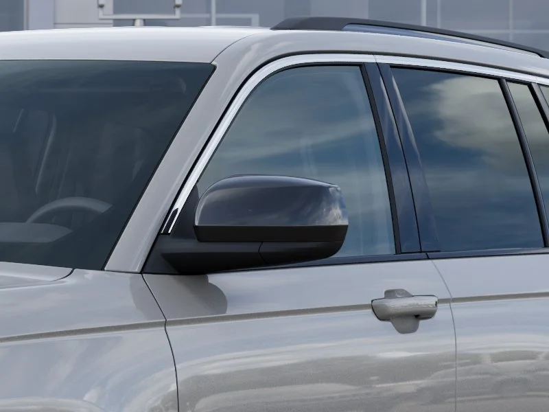 New 2026 Silver Zynith Jeep Laredo image 38