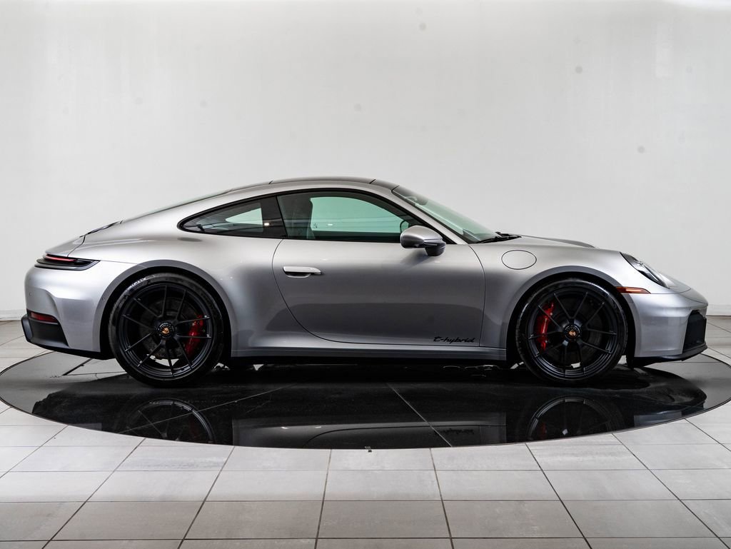 Used 2025 Silver Porsche Carrera GTS image 9