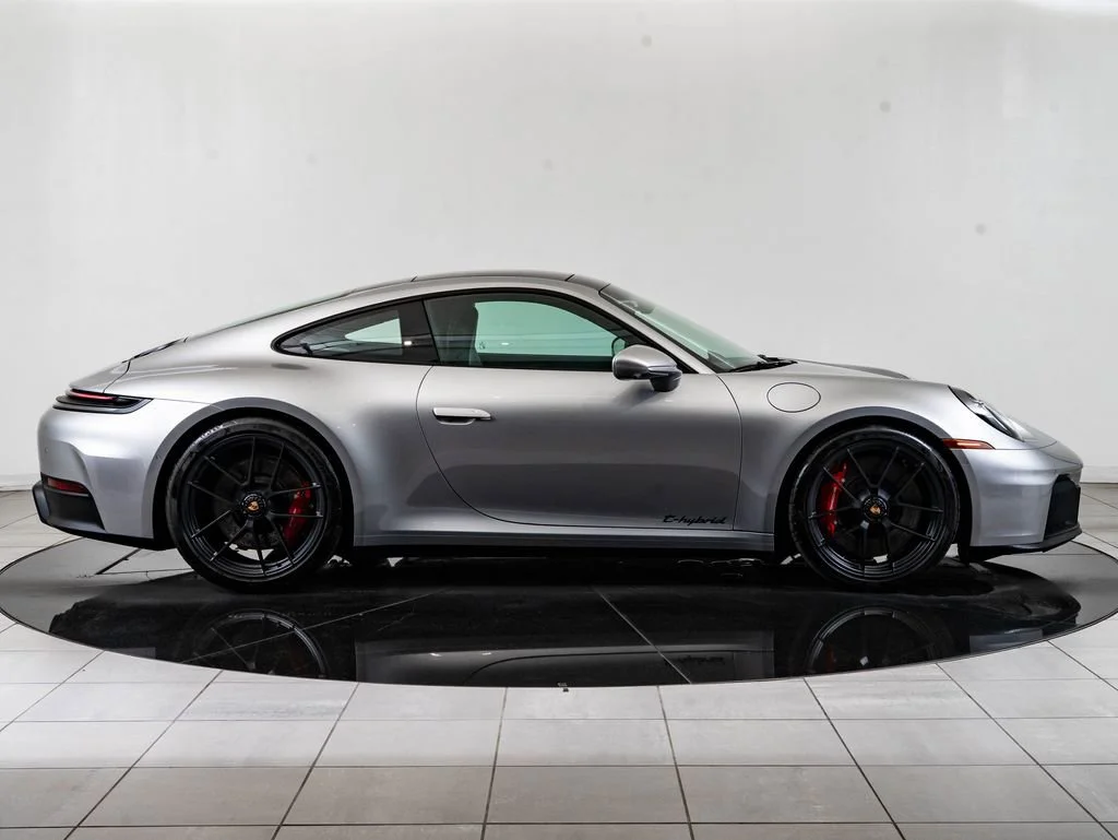 Used 2025 Silver Porsche Carrera GTS image 9