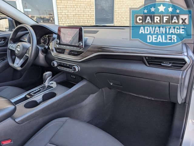 2025 Nissan Altima SV - Photo 21