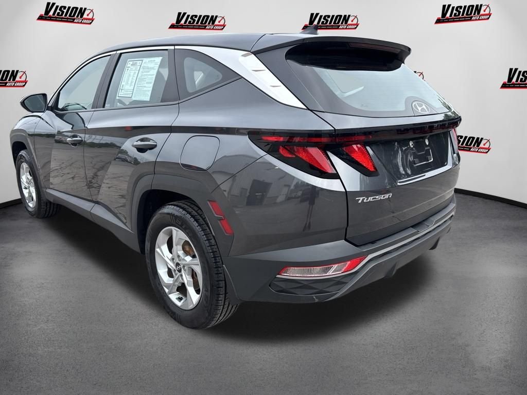 Used 2024 Gray Hyundai SE image 7