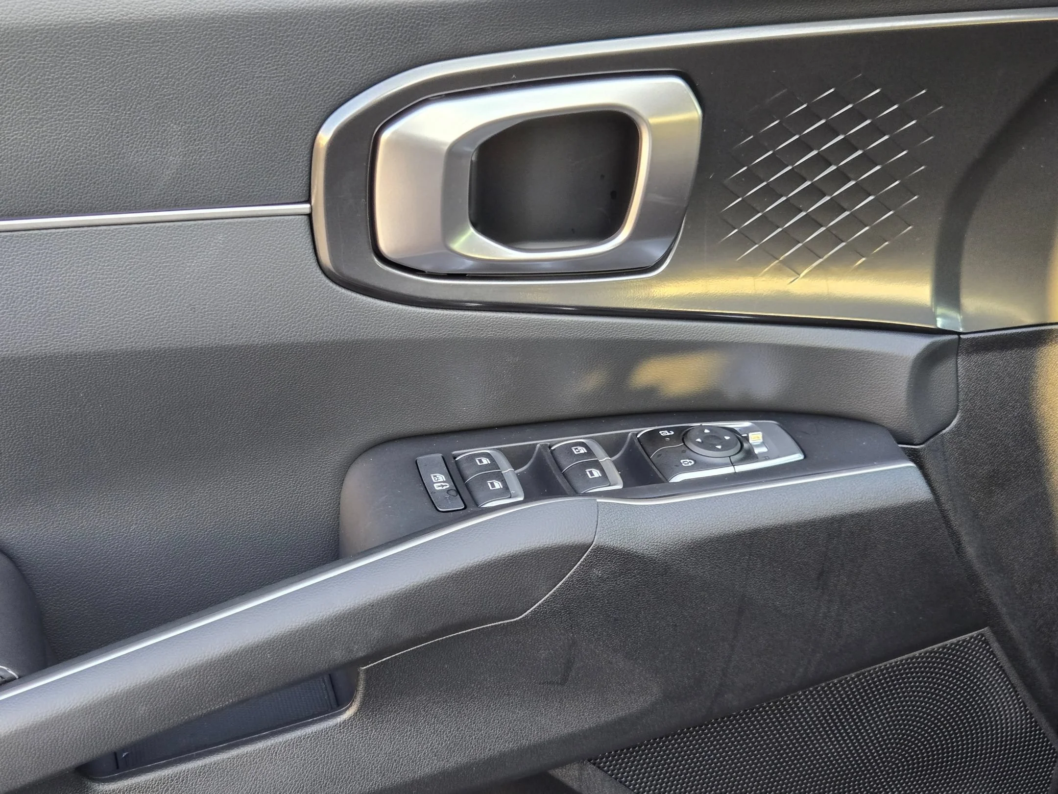New 2026 Panthera Metal Kia LX image 16