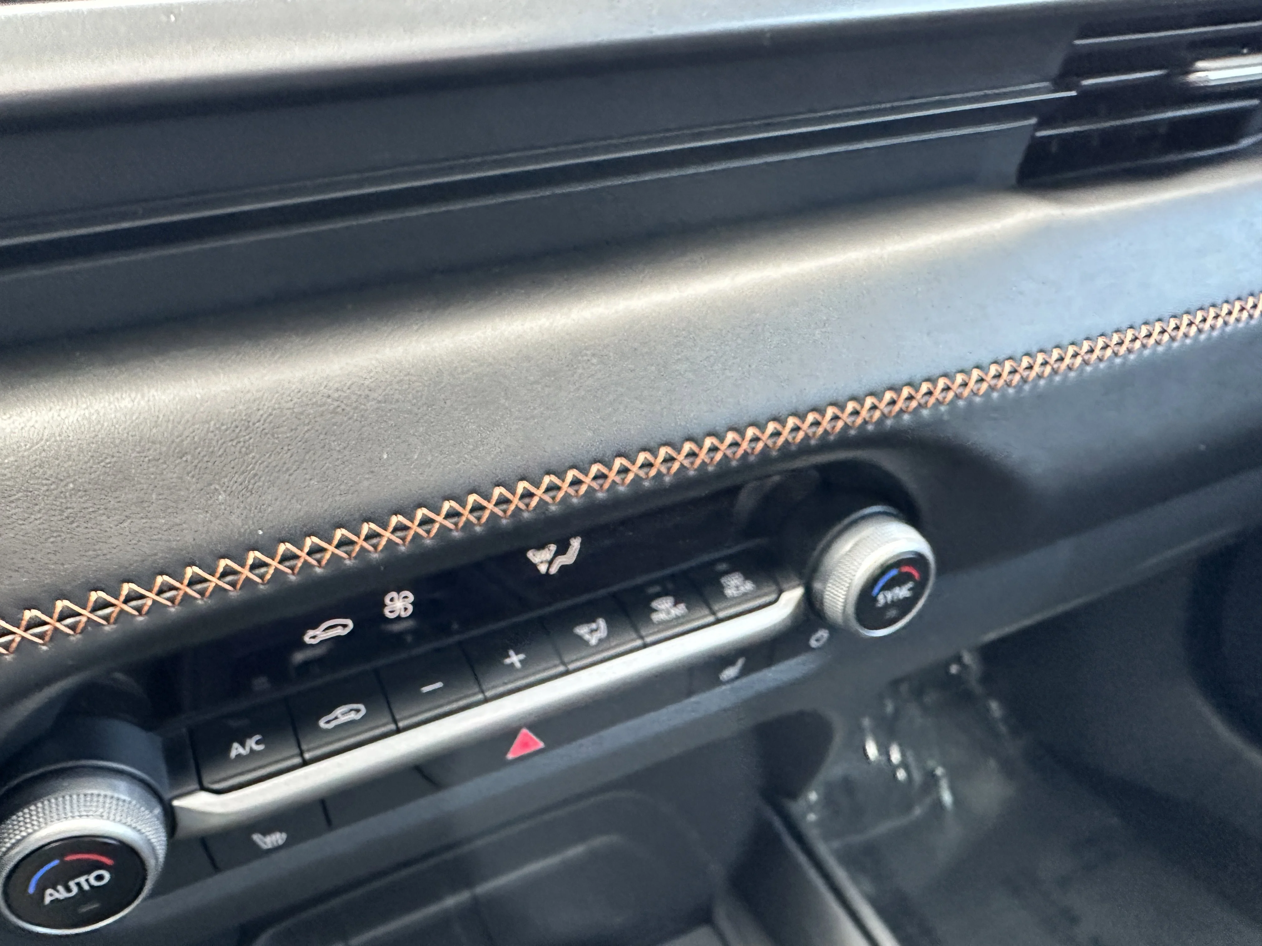 2025 Mazda CX-50 Premium - Photo 32
