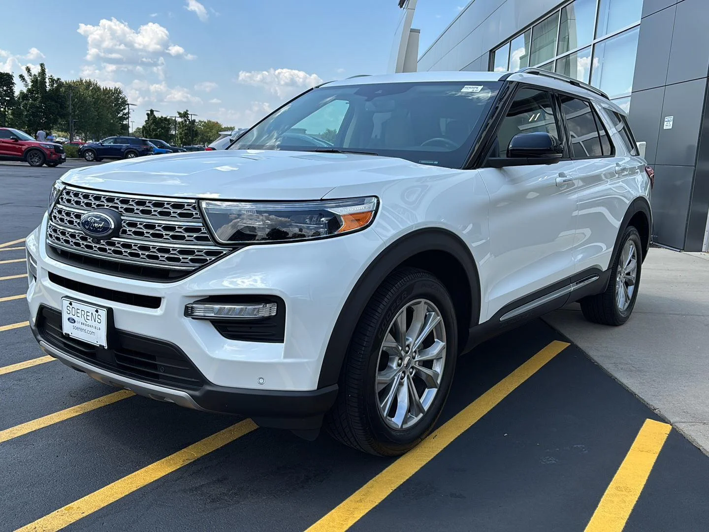 Used 2020 Star White Metallic Tri-Coat Ford Limited image 8