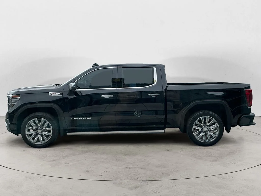 Used 2024 Black GMC Denali image 8