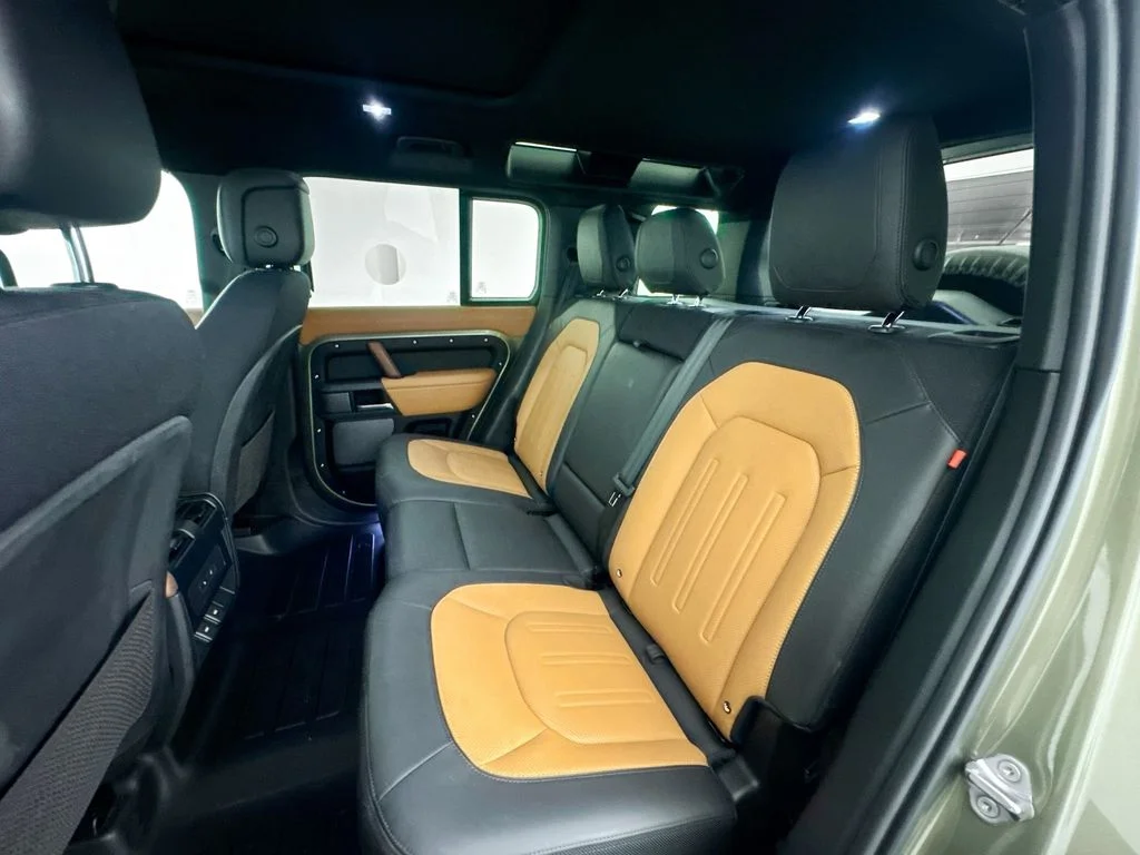 Used 2024 Green Land Rover X image 25