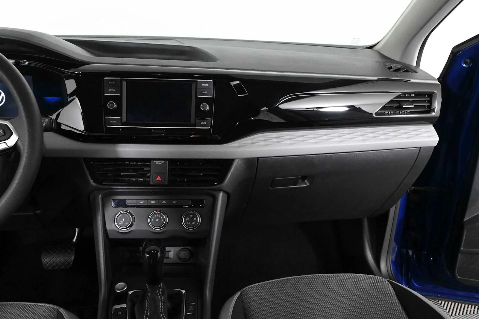 Used 2022 Dusk Blue Metallic Volkswagen S image 13